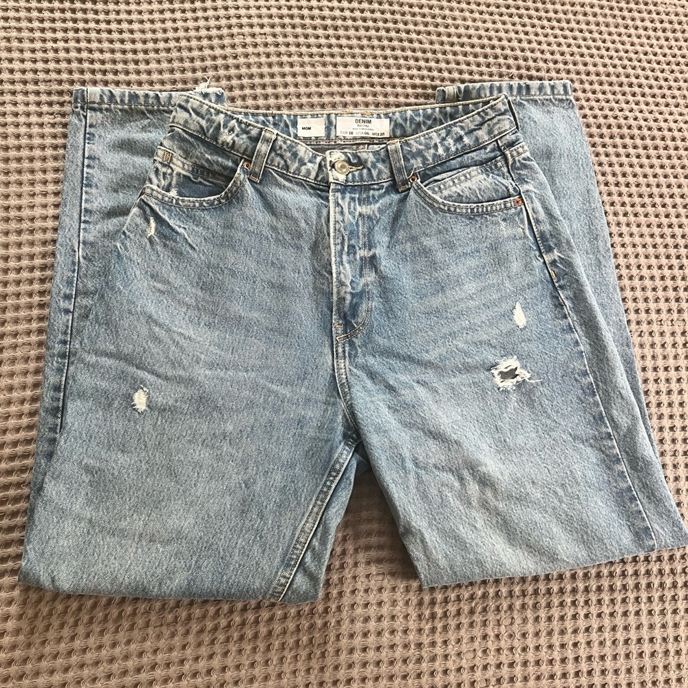 Bershka Blue Relaxed Mom Jeans with Distressed Details